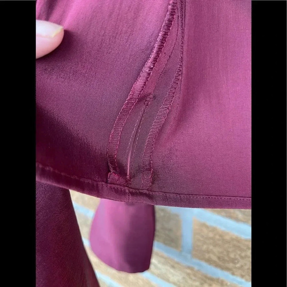 Antropologie burgundy metallic blouse XS - Picture 7 of 8